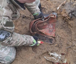 Sensacyjne odkrycie w starachowickim lesie! Pod ziemią przeleżało ponad 80 lat