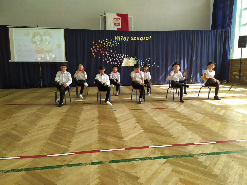 Rozpoczęcie Roku Szkolnego 2021/2022 w SP 10 w Siedlcach