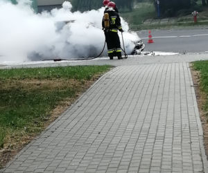 Pożary samochodów w Rzeszowie i pod Krosnem. Auta spłonęły doszczętnie! 