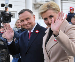 Święto Niepodległości. Oficjalne uroczystości przy grobie Nieznanego Żołnierza i defilada wojska