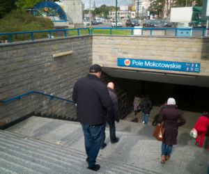  Stacja metra Pole Mokotowskie zmieni nazwę? SGH walczy i publikuje petycje