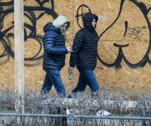 Adam Małysz z przyjacielem na kawie po spotkaniu z Prezydentem