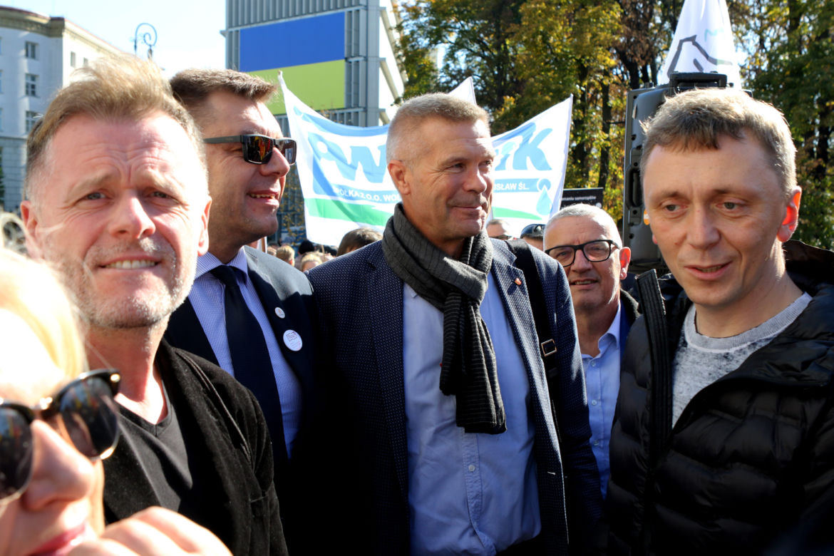 Warszawa. Samorządowcy protestowali w sprawie wysokich cen energii. „Jeśli sobie nie radzicie, oddajcie władzę!”