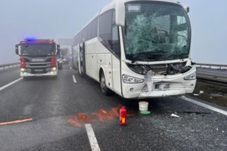 Karambol na autostradzie A4. Zderzyło się 7 samochodów