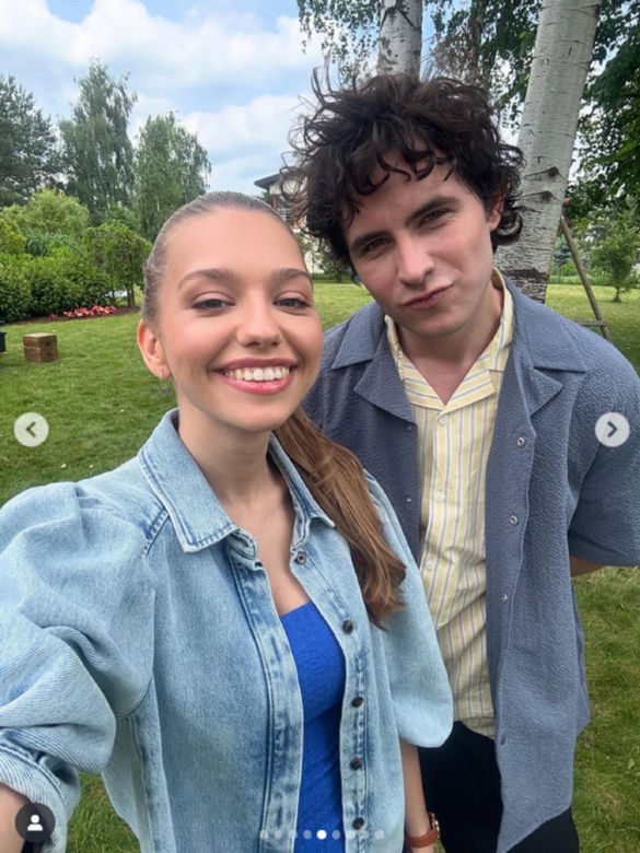 Przyjaciółki, 26 sezon. Julka (Nicole Bogdanowicz), Kacper (Jan Wieteska) na planie