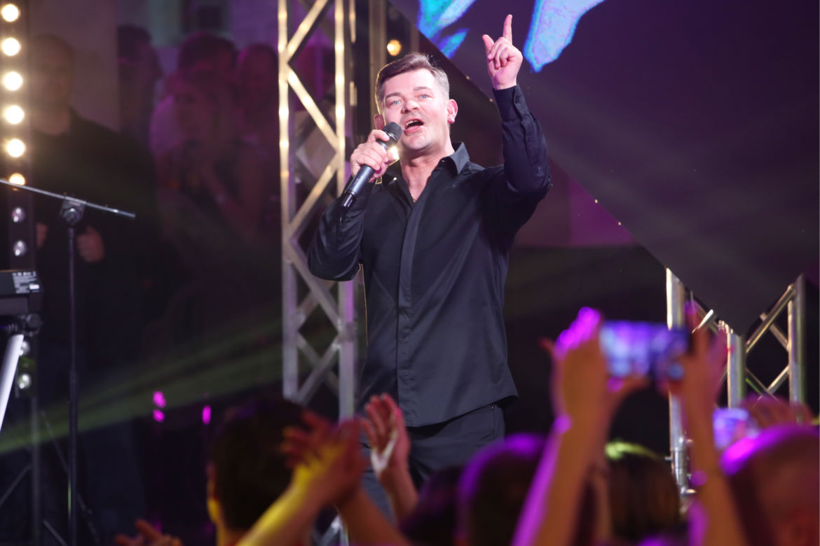 ZENEK MARTYNIUK , ZESPÓŁ AKCENT