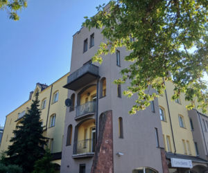Blok Zamek Imieliński przy ul. Makolągwy w Warszawie