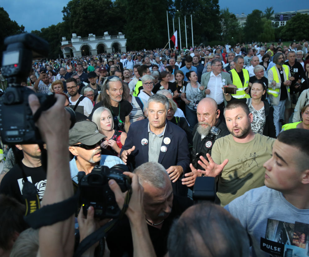 kontrmanifestacja miesięcznica