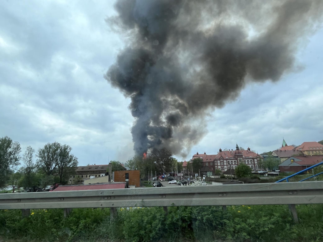 Pożar dachu budynku Akademii w Gorzowie