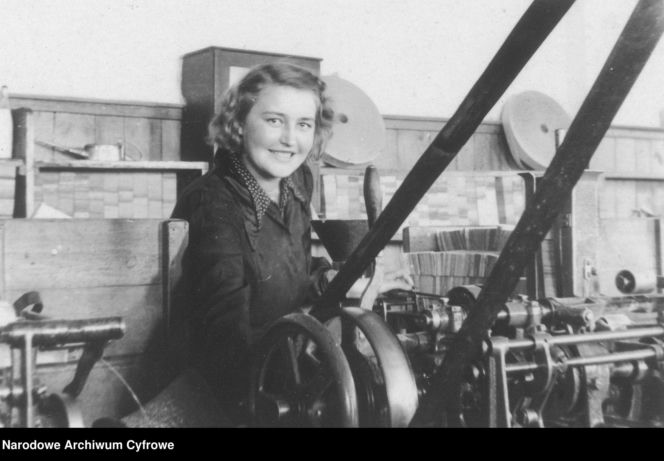 QUIZ PRL. Czy się stoi, czy się leży, trzy tysiące się należy. Tak pracowano w PRL-u