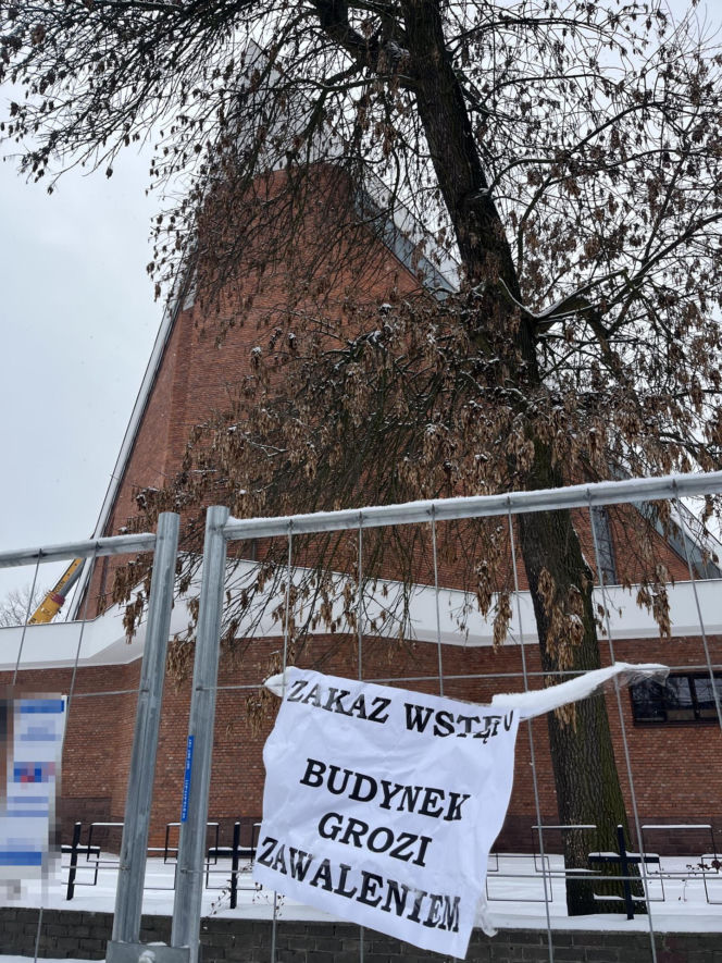 Pożar kościoła na Dziesiątej. Znika charakterystyczna wieża przy ul. Kunickiego