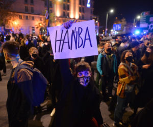 Protest kobiet przeciwko wyrokowi Trybunału Konstysucyjnego w sprawie zakazu aborcji