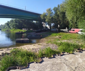 Rozpoczyna się się budowa mostu pontonowego na Wiśle! Jak wygląda?