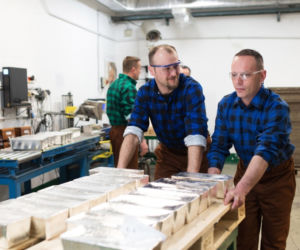 WIELKI PRZEMYSŁ INWESTUJE W SRODOWISKO