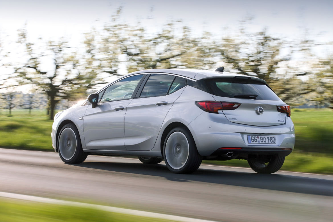 Opel Astra BiTurbo