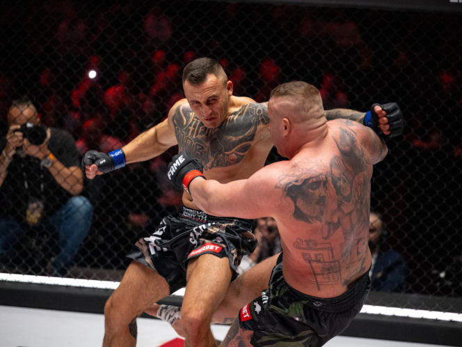 Denis Załęcki - Bartek Szachta na Fame MMA 30