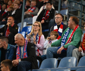 Tak kibice Wisły Kraków bawili się na trybunach. Znajdź się na zdjęciach