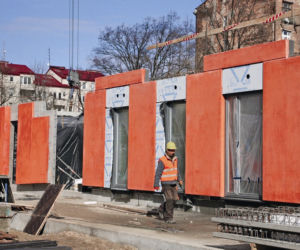 Blok Sprzeczna 4 w Warszawie