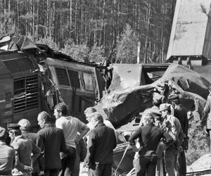 Największa katastrofa kolejowa w Polsce. W zderzeniu pociągów osobowego i towarowego zginęło 67 osób