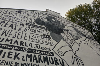 Nowy mural w Krakowie na cześć Andrzeja Wajdy. Żona reżysera nie kryje zachwytu