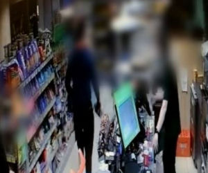 Zastraszyli śrubokrętem, próbowali zabrać broń policjantom