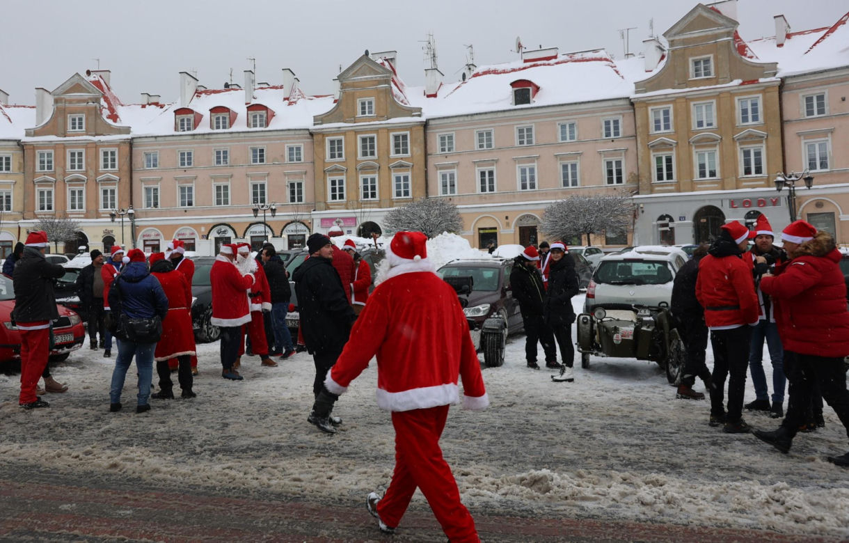 Śnieżyca niestraszna MotoMikołajom z Lublina!