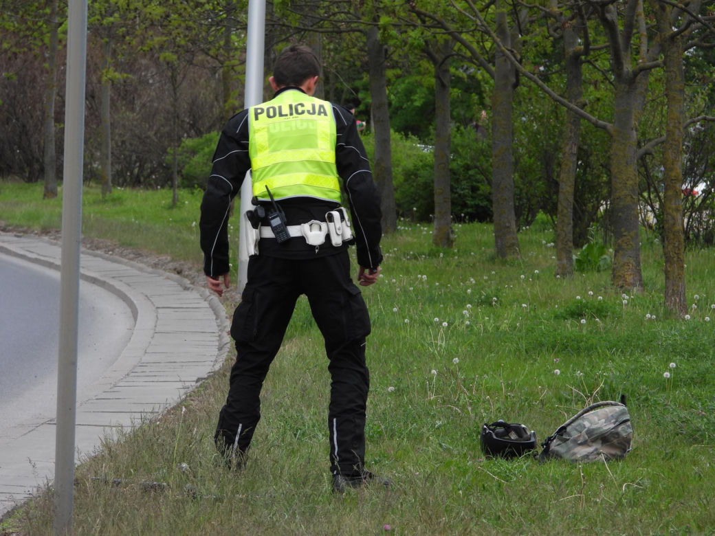 Auto wjechało w 10-latka na hulajnodze. Chłopiec w szpitalu