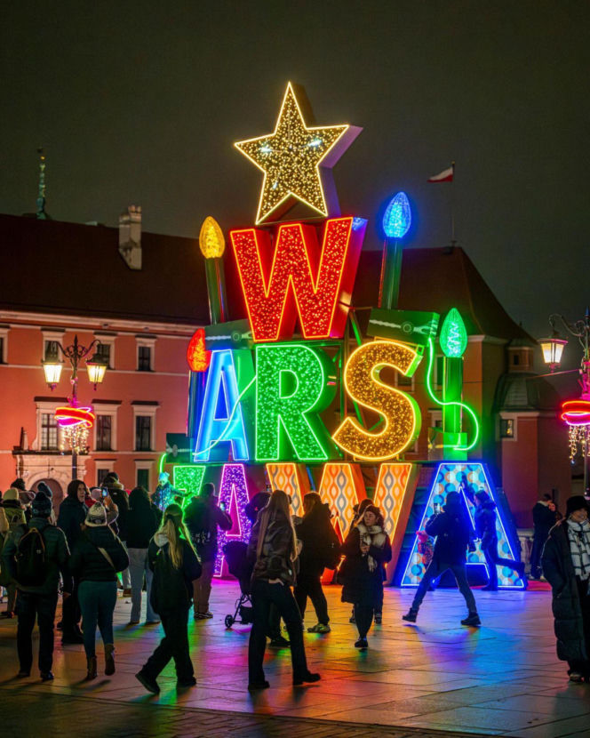 Świąteczna iluminacja 2025/2026 w Warszawie