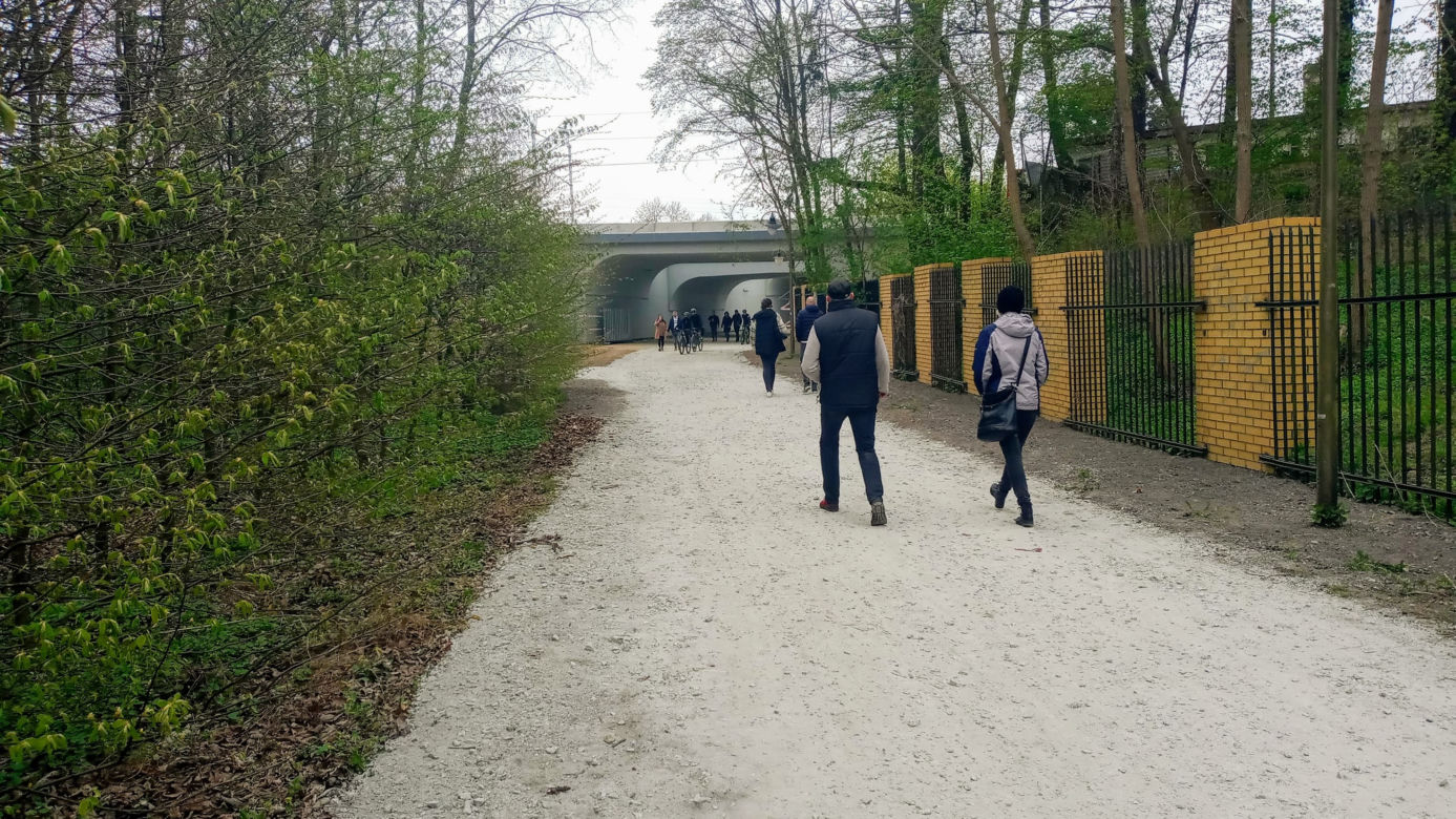 Aleja Fałata otwarta dla spacerowiczów
