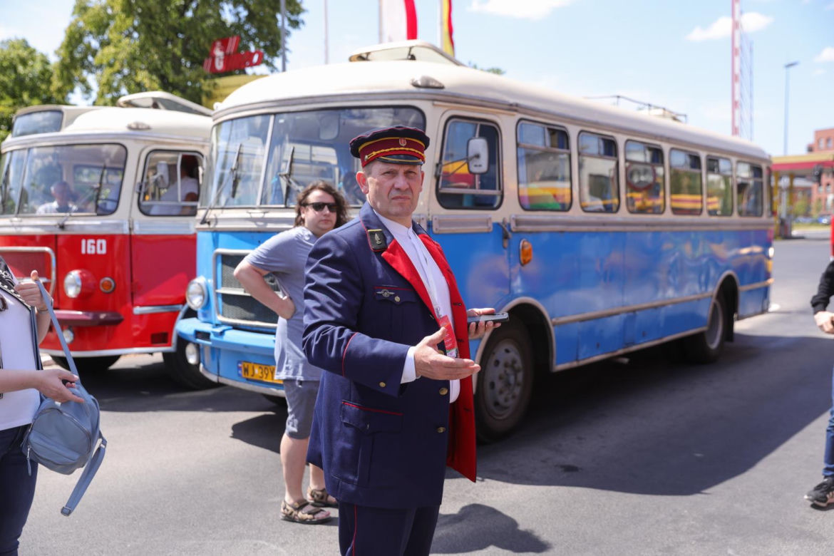 Parada Zabytkowych Autobusów 