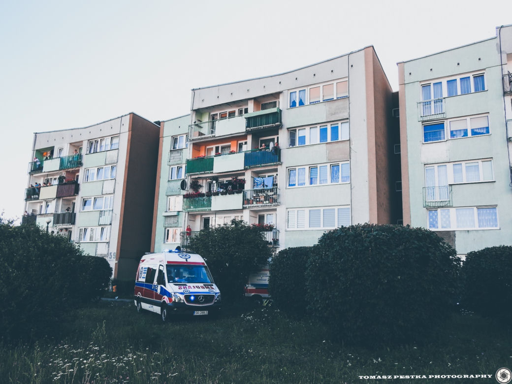 Tychy: Dramatyczna akcja służb. Robili wszystko, by ratować rannego chłopca