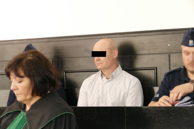 Złapał za nóż i sześć razy dźgnął Tomka