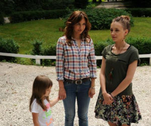 Ranczo 8 sezon odc. 99. Lucy (Ilona Ostrowska), Kinga (Agnieszka Pawełkiewicz), Dorotka (Wiktoria Kunka)