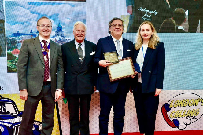 Lubelski okulista z nagrodą o randze okulistycznego Nobla. Doceniony został za wkład w rozwój okulistyki