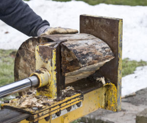 Łuparki do drewna: rodzaje, zastosowanie i ceny 2026 