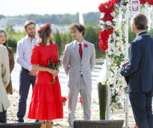 Na Wspólnej, odc. 3199. Jarek (Wojciech Rotowski), Eliza (Katarzyna Chorzępa), Kasia (Julia Chatys), Bruno (Dawid Czupryński)