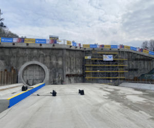 Przebito pierwszy tunel na trasie Podłęże-Piekiełko