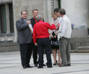  Największe kopciuchy w Sejmie. Politycy nałogowi palacze