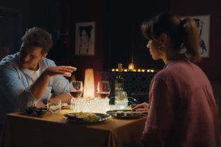 M jak miłość odc. 1919. Kama (Michalina Sosna), Marcin (Mikołaj Roznerski)