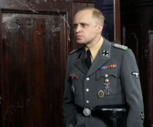 Czas honoru 7 sezon. Lars Rainer (Piotr Adamczyk)