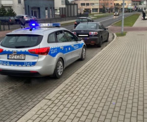 Uderzyła po pijaku w latarnię