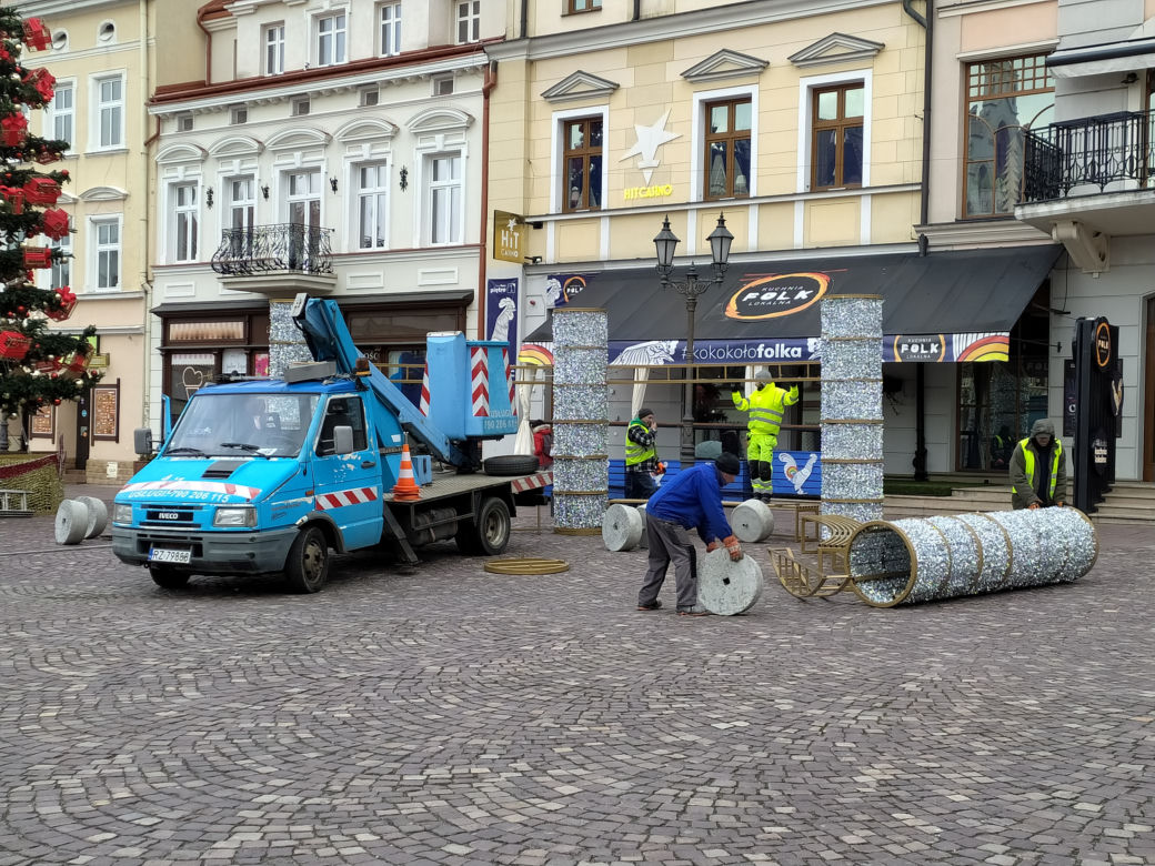 Na Rynku powstaje świąteczny zamek! Tak będzie wyglądał [FOTO]