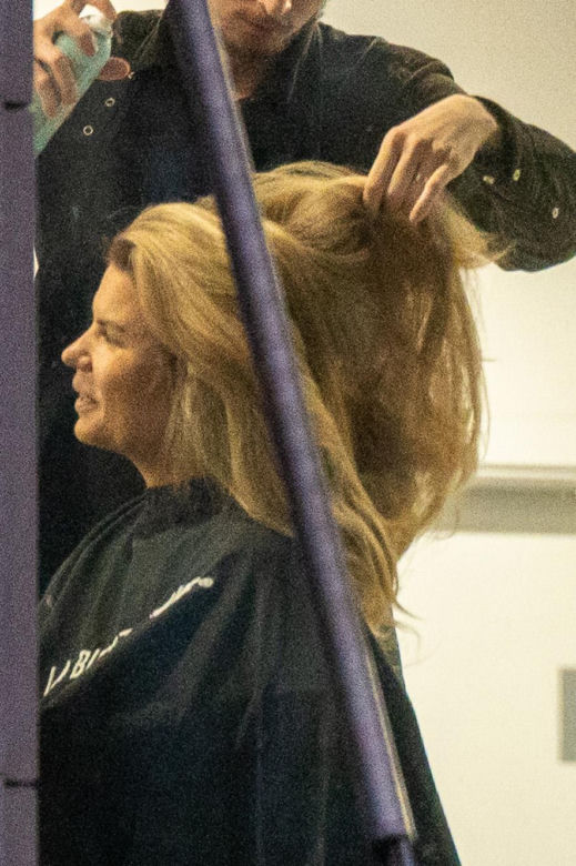 Marta Manowska u fryzjera