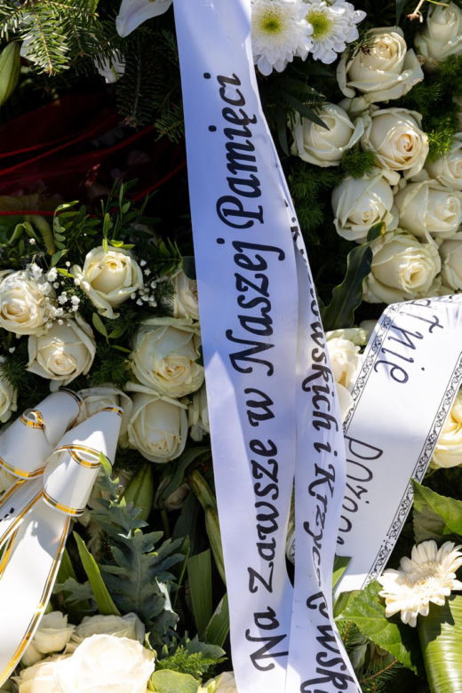 Koszulka klubowa i kij do hokeja spoczęły w grobie Natana. Gniezno żegna 18-latka