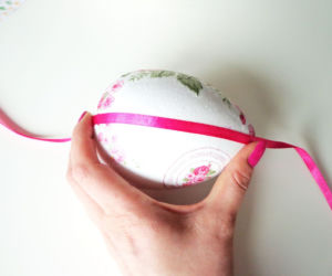 Pisanki decoupage krok po kroku: wstążka