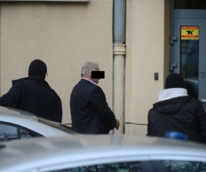 Oskarżony o korupcję były burmistrz Włoch Artur W. stanął przed sądem