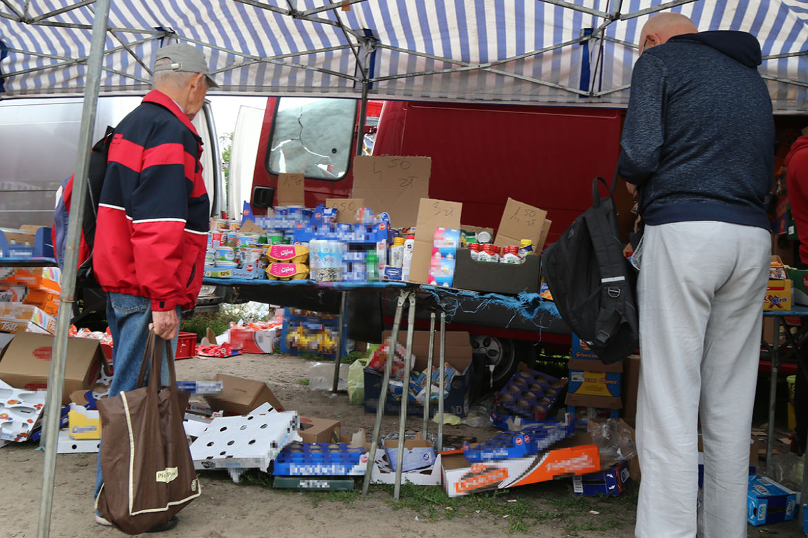 Kupujemy przeterminowane jedzenie bo tanio