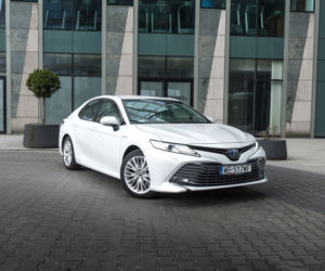 Toyota Camry 2.5 Hybrid 218 KM e-CVT Executive + VIP