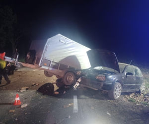 19-letni kierowca bmw uderzył w volkswagena. Groźny wypadek na DW309 na Rojęczynem [ZDJĘCIA]