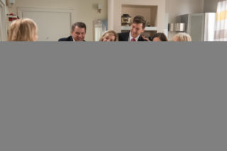 Na Wspólnej odc. 2690. Chrzciny syna Gosi. Marek (Grzegorz Gzyl), Danka (Lucyna Malec), Gosia (Anna Kerth), Błażej (Jakub Świderski)